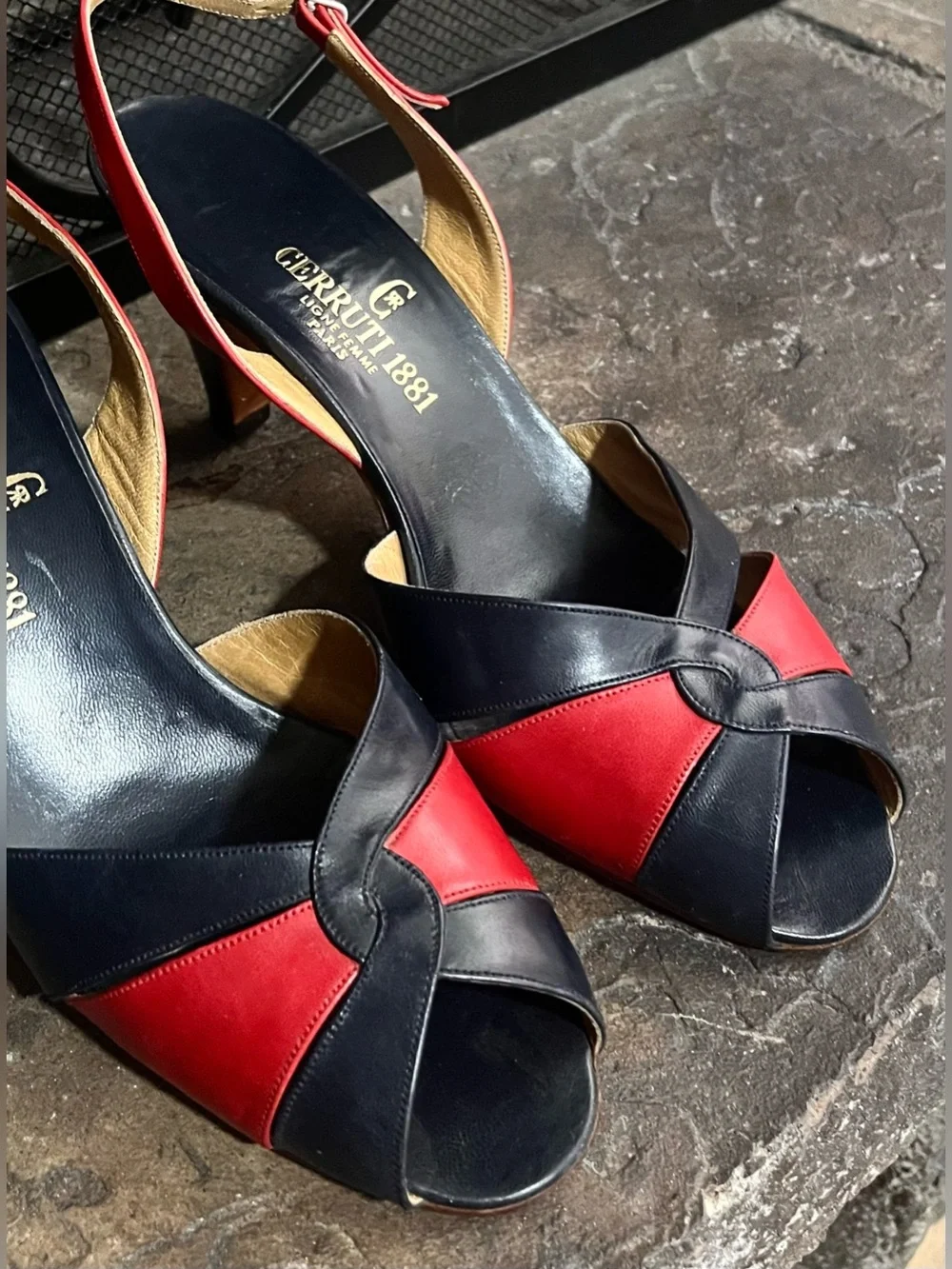 Cerruti 1881 1970s 70s Vintage Navy Blue & Red Leather High Heel Shoes 7.5